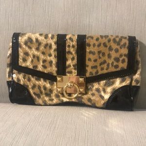 Clutch, Leopard print...